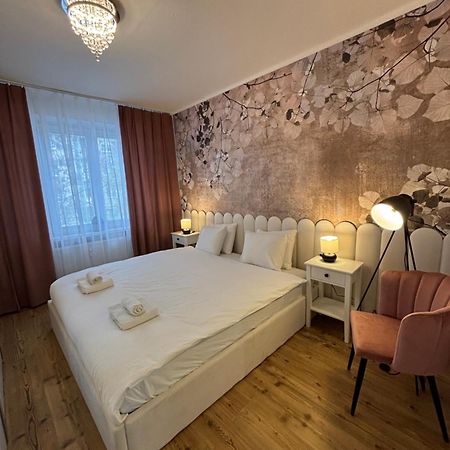 City Heart Luxury Apartment Nové Zámky Kültér fotó