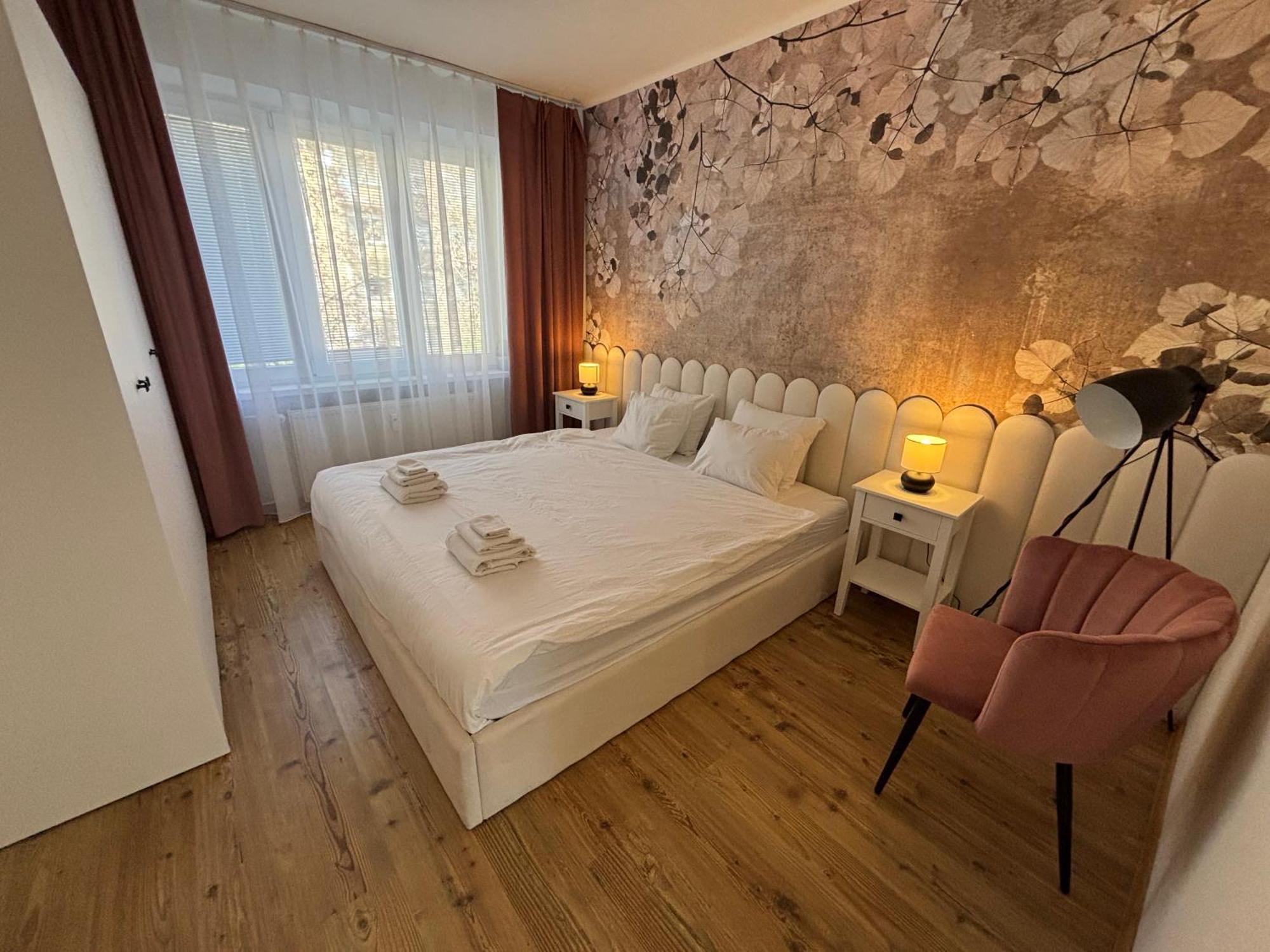 City Heart Luxury Apartment Nové Zámky Kültér fotó